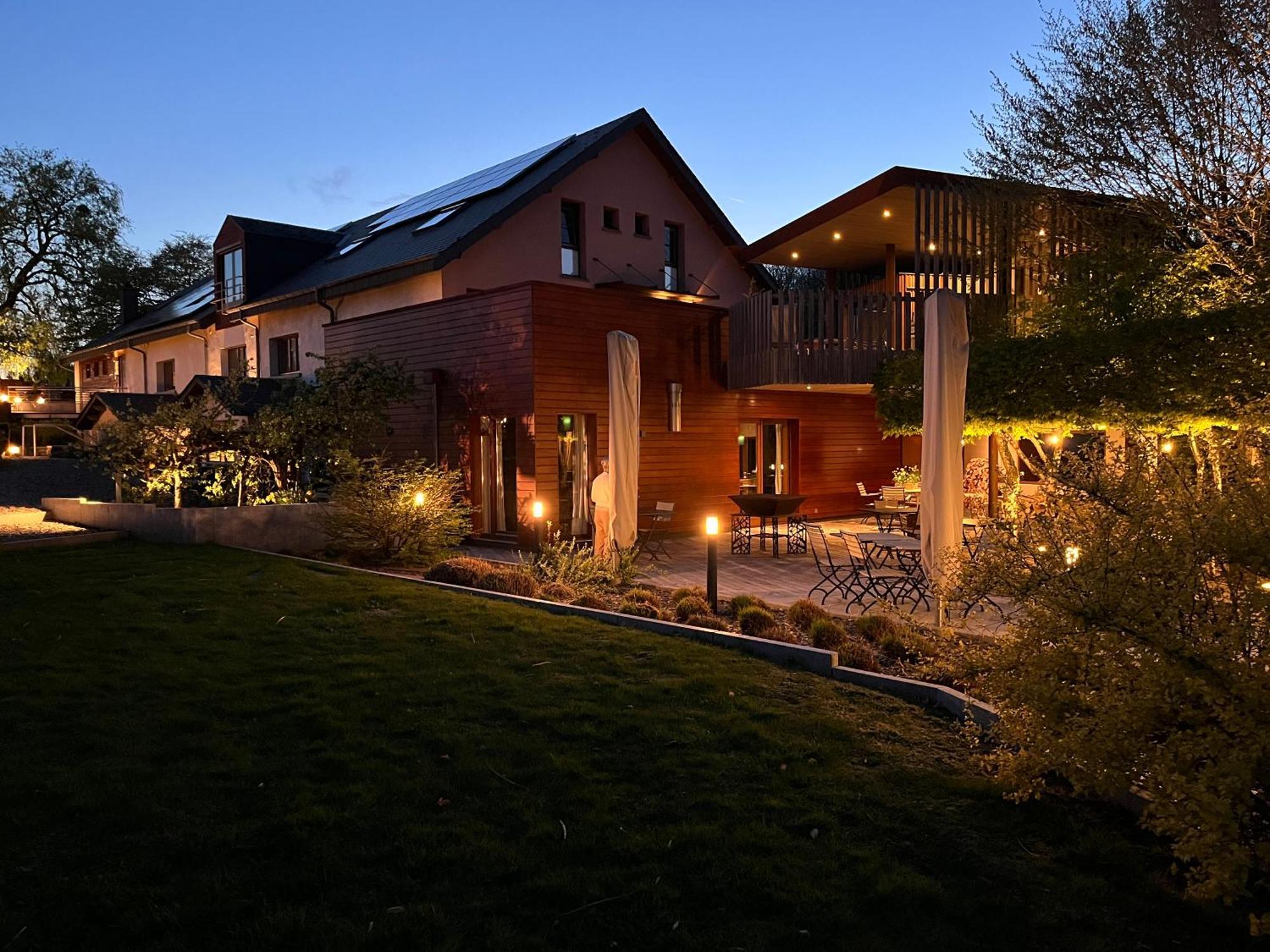 Hostellerie Du Peiffeschof, The Originals Relais Arlon Exterior foto